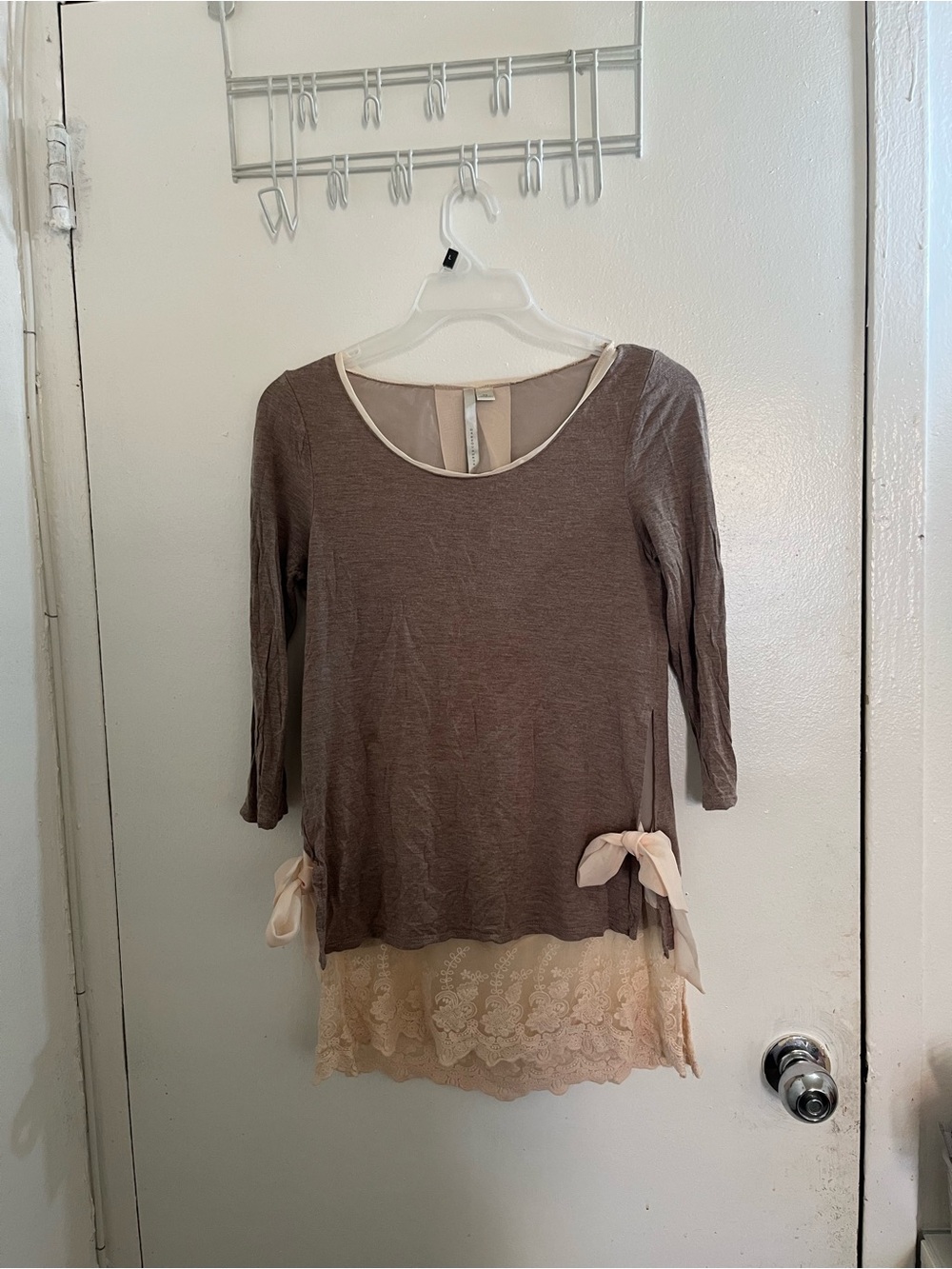 LC Lauren Conrad Taupe Knit Top with Cream Trim
